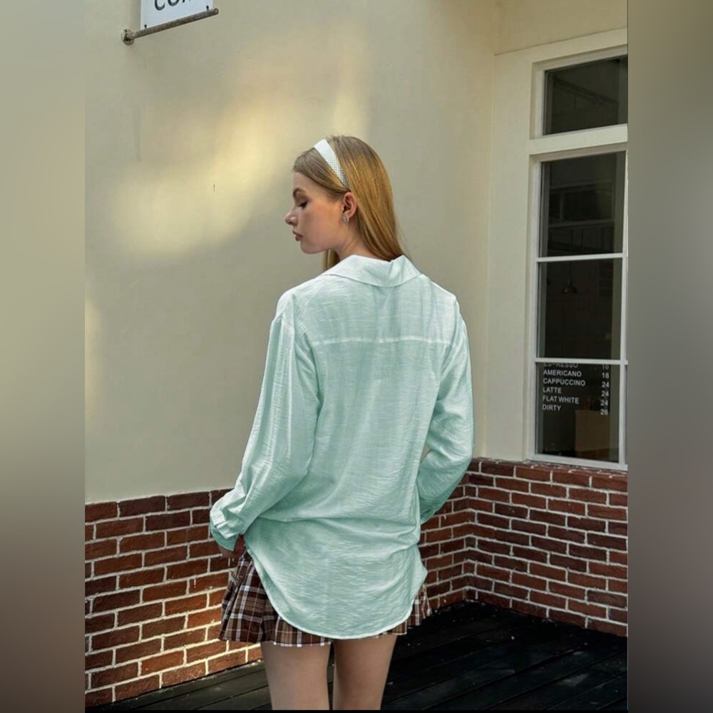 Elegant Mint Button Down Shirt for Women